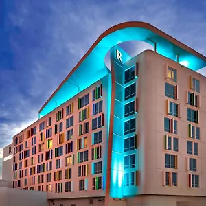 renaissance-edmonton-airport-hotel.edmonton-hotels.net/